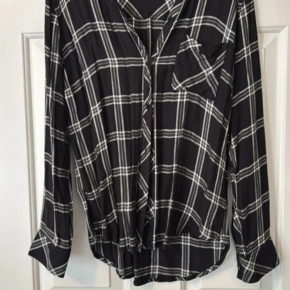 Rails Black and White Plaid Button Down Shirt - Size S - Picture 3 of 7